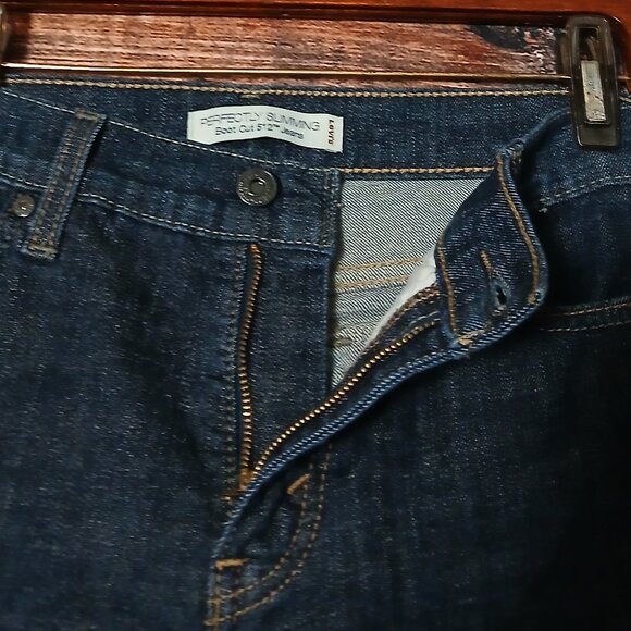 Levis 512 Jeans 10 Petite Perfectly Slimming Boot Cut Dark Wash Blue Denim - Picture 6 of 10